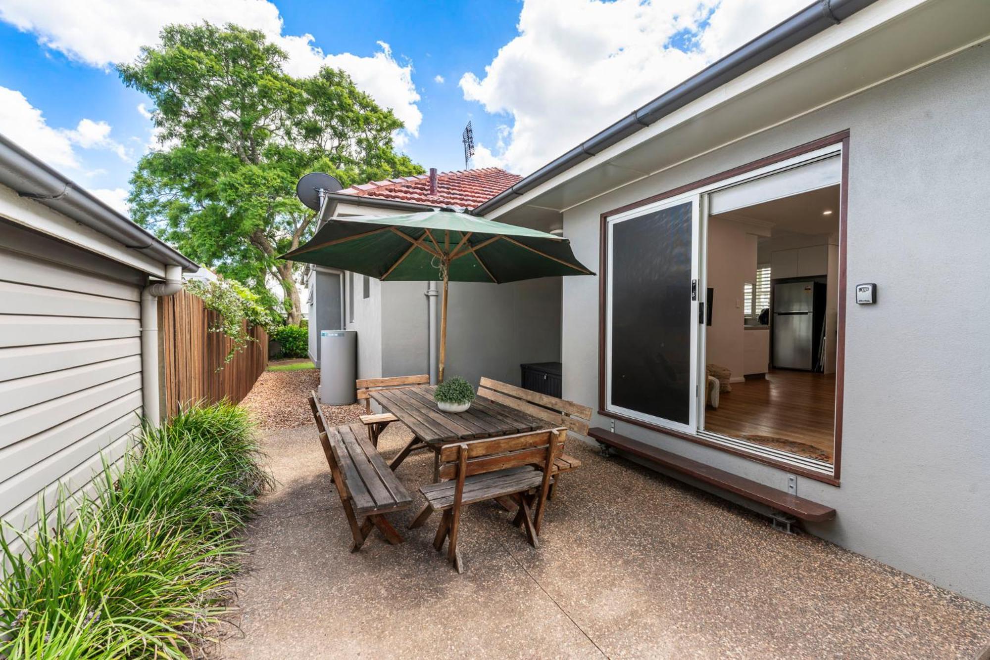 Boutique Living East Toowoomba Villa Exterior photo